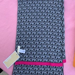 Michael Kors scarf